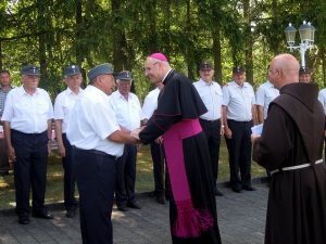 Read more about the article Kameradschaftsbund: Besuch des Bischofes