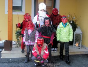 Mehr über den Artikel erfahren Krampustreiben