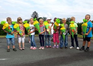Mehr über den Artikel erfahren Schultüten für die Schulanfänger