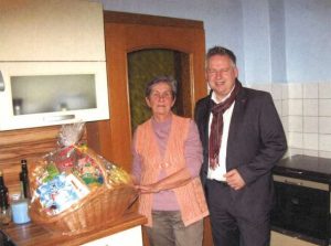 Read more about the article Gratulation – 75. Geburtstag von Charlotte Linsbauer